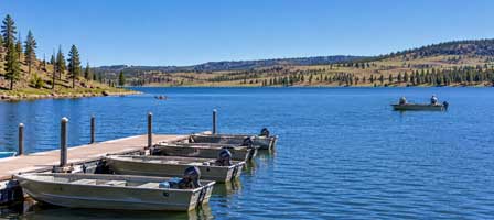 Big Lake boat dock, rental boats and fishing in the Arizona White Mountains