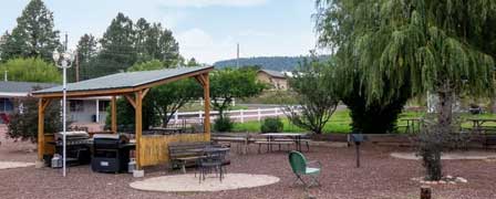 Mountain Hi Lodge guest accommodations in Alpine Arizona