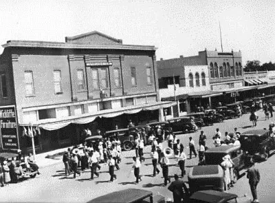 Parade on Mill Avenue c. 1931